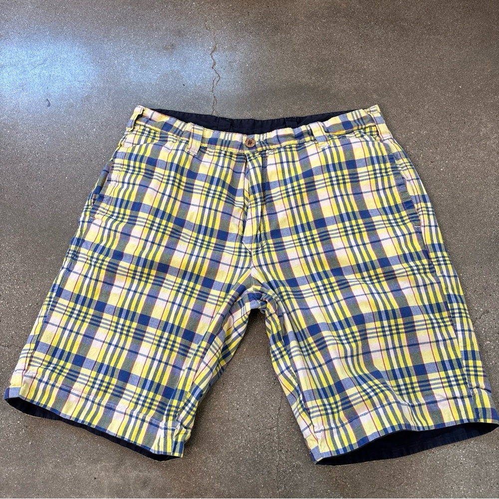 Olde school madras reversible shorts men’s size 32